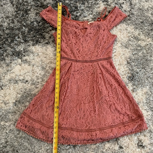 Francesca’s Collection Floral Pink Off Shoulder With Strap Dress Size sm… - Picture 9 of 17